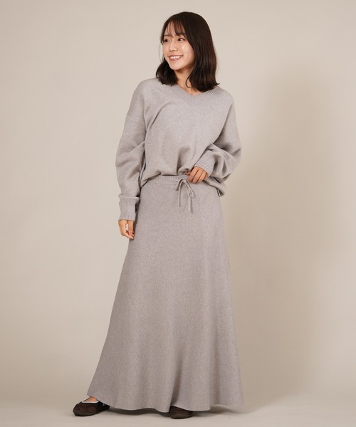 ムラサキスポーツ(ムラサキスポーツ)の「RIKKA FEMME/リッカファム Vネックニット セーター RF25FW13(ニット/セーター・レディース・グレー/ベージュ/ブラウン・FREE)」の13枚目の写真