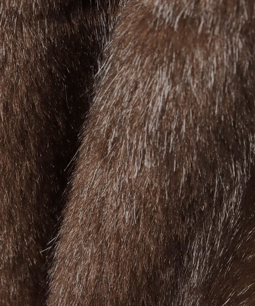 BEAMS HEART（ビームスハート）の「【WEB限定】フェイクファーノーカラージャケット（ノーカラージャケット・レディース・ブラウン/ホワイト系その他5・FREE）」の20枚目の写真