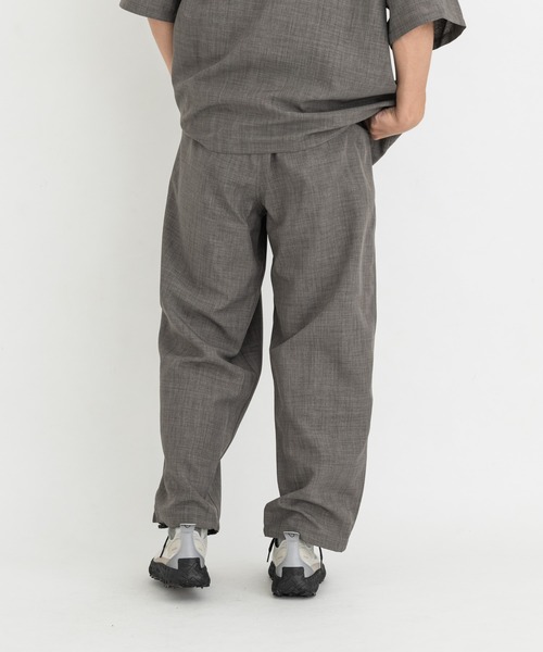 EKAL（エカル）の「『吸水速乾/UVカット/UR TECH』ハイツイストトラウザー（その他パンツ・メンズ・チャコール/グレー・LARGE/MEDIUM）」の13枚目の写真