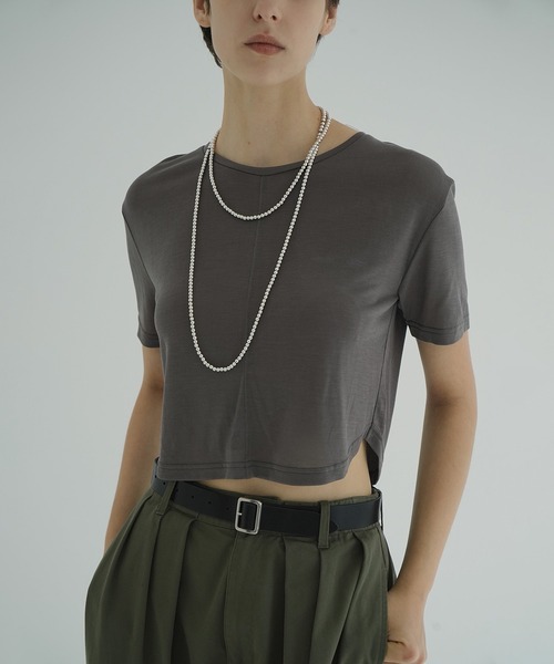 CLANE（クラネ）の「SOFT WIDE TOPS（Tシャツ/カットソー・レディース・チャコールグレー/ブラック/ブルー/アイボリー・1/2）」の5枚目の写真