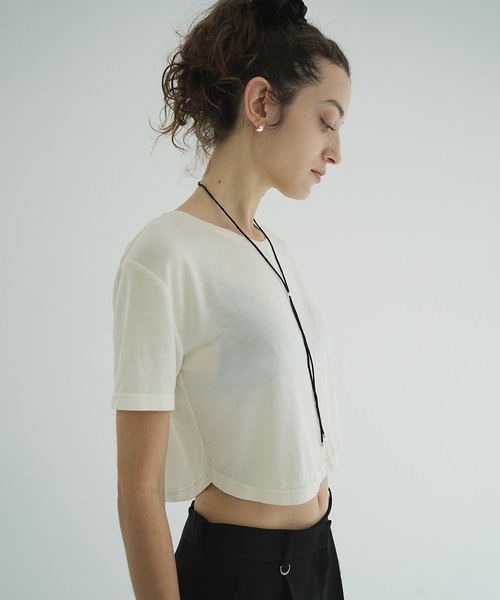 CLANE（クラネ）の「SOFT WIDE TOPS（Tシャツ/カットソー・レディース・チャコールグレー/ブラック/ブルー/アイボリー・1/2）」の12枚目の写真