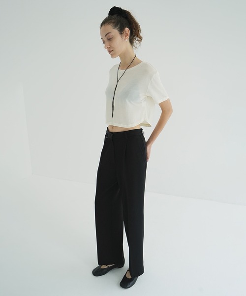 CLANE（クラネ）の「SOFT WIDE TOPS（Tシャツ/カットソー・レディース・チャコールグレー/ブラック/ブルー/アイボリー・1/2）」の16枚目の写真