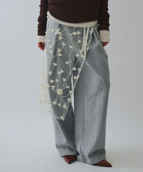 ELLEgirl（エルガール）の「フラワーモチーフラップスカート（スカート・レディース・アイボリー/ブラック・FREE）」の9枚目の写真