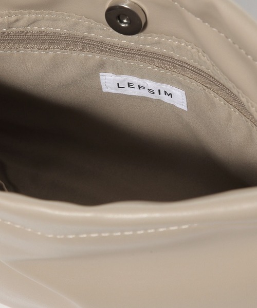 LEPSIM（レプシィム）の「ドロストスクエアバッグ　578196（ショルダーバッグ・レディース・ベージュ/ガンメタ/ブラック・ONE SIZE）」の14枚目の写真