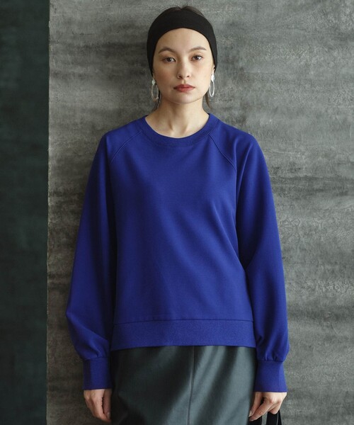 ICB(アイシービー)の「ジョーゼットジャージー ドルマンスリーブプルオーバー(Tシャツ/カットソー・レディース・アイボリー系/ブラック系/ブルー系・SMALL/X-SMALL/MEDIUM)」の1枚目の写真