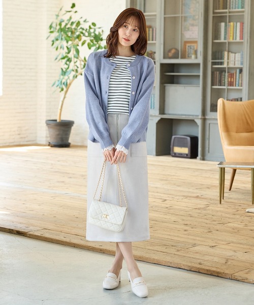 Honeys（ハニーズ）の「ラメクルーカーディガン（カーディガン/ボレロ・レディース・ライトグリーン/ピンク/ブルー/グレー/モカ・M/LL/L/3L）」の6枚目の写真