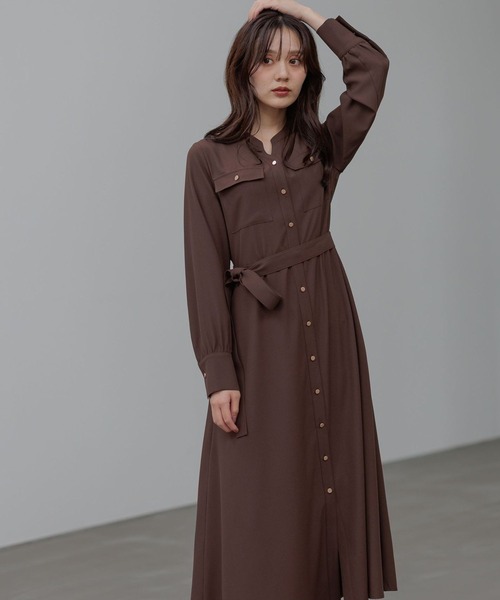 Andemiu（アンデミュウ）の「【WEB限定】キンボタンサファリワンピース601751（ワンピース・レディース・ネイビー/ブラウン/ブルーグレー/ライトグリーン・FREE）」の2枚目の写真