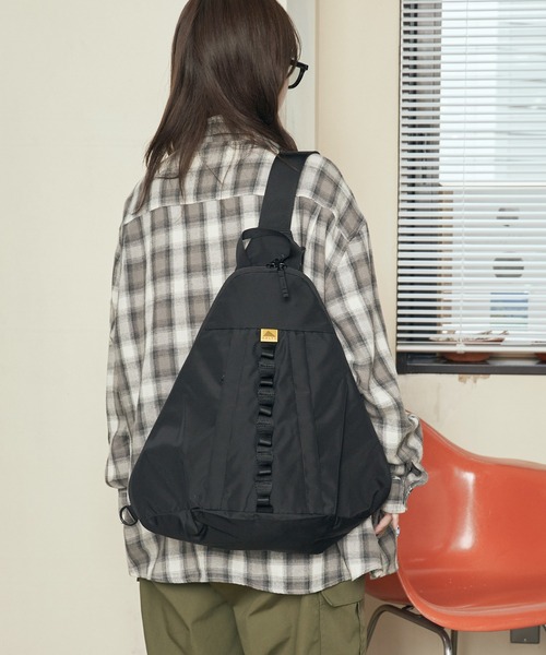 KELTY(ケルティ)の「KELTY/ケルティ 80's SLINGER ワンショルダーバッグ(ショルダーバッグ・メンズ・ブラック/モカ/グレー・FREE)」の6枚目の写真