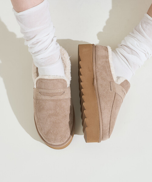 FREAK'S STORE（フリークスストア）の「厚底 エコファーローファー（その他シューズ・レディース・ブラック/キャメル/ベージュ・36/37/38）」の2枚目の写真