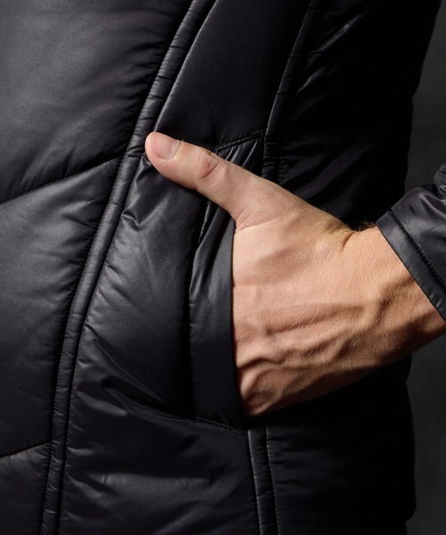 HIDEAWAYS NICOLE（ハイダウェイニコル）の「ナイロンタフタ　中綿ブルゾン（その他アウター・メンズ・シルバーグレー/ネイビー/ブルー系その他/ブラック・MEDIUM/LARGE/X-LARGE/XX-LARGE）」の12枚目の写真