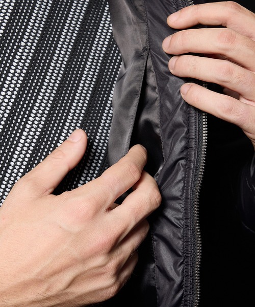 HIDEAWAYS NICOLE（ハイダウェイニコル）の「ナイロンタフタ　中綿ブルゾン（その他アウター・メンズ・シルバーグレー/ネイビー/ブルー系その他/ブラック・MEDIUM/LARGE/X-LARGE/XX-LARGE）」の14枚目の写真