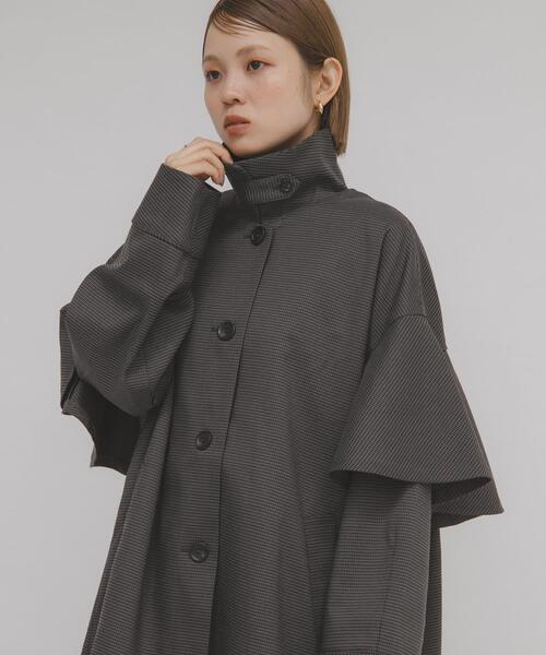 KBF(ケイビーエフ)の「フリルディティールフレアジャケット(その他アウター・レディース・ブラウン系その他/グレー系その他・ONE)」の1枚目の写真