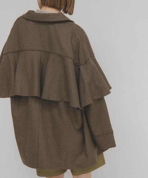 KBF(ケイビーエフ)の「フリルディティールフレアジャケット(その他アウター・レディース・ブラウン系その他/グレー系その他・ONE)」の5枚目の写真