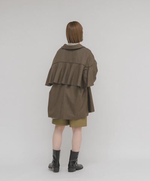 KBF(ケイビーエフ)の「フリルディティールフレアジャケット(その他アウター・レディース・ブラウン系その他/グレー系その他・ONE)」の9枚目の写真