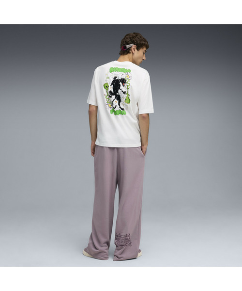 PUMA(プーマ)の「PUMA プーマ ユニセックス PUMA x RIPNDIP ボクシー グラフィック 半袖 Tシャツ P(Tシャツ/カットソー・メンズ・プラム/ブラック/ホワイト・SMALL/MEDIUM/LARGE/X-LARGE/X-SMALL)」の22枚目の写真
