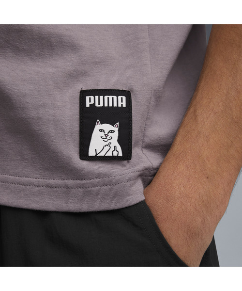PUMA(プーマ)の「PUMA プーマ ユニセックス PUMA x RIPNDIP ボクシー グラフィック 半袖 Tシャツ P(Tシャツ/カットソー・メンズ・プラム/ブラック/ホワイト・SMALL/MEDIUM/LARGE/X-LARGE/X-SMALL)」の14枚目の写真
