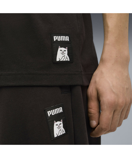 PUMA(プーマ)の「PUMA プーマ ユニセックス PUMA x RIPNDIP ボクシー グラフィック 半袖 Tシャツ P(Tシャツ/カットソー・メンズ・プラム/ブラック/ホワイト・SMALL/MEDIUM/LARGE/X-LARGE/X-SMALL)」の7枚目の写真