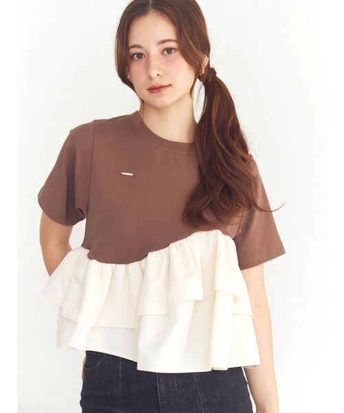 CALNAMUR(カルナムール)の「フリルヘムティアードTシャツ(Tシャツ/カットソー・レディース・ブラウン/ブラック/グレー・FREE)」の3枚目の写真