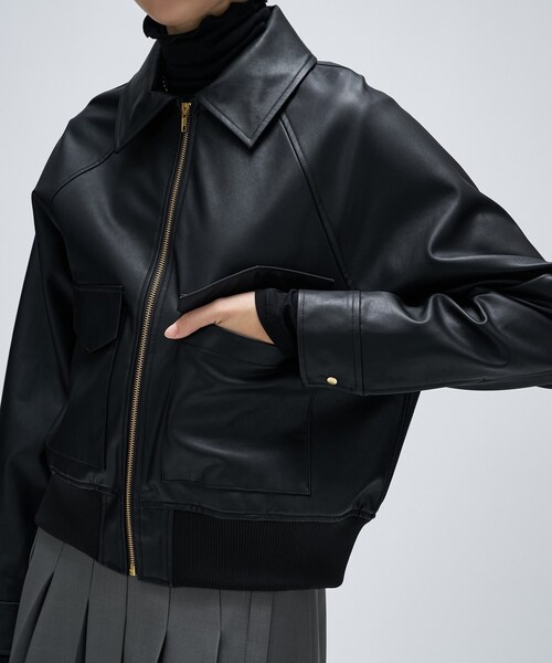 cloenc（クロエンス）の「【セットアップ】ステンカラーブルゾン（ブルゾン・レディース・ブラック/ブラウン系・01/03/02）」の18枚目の写真