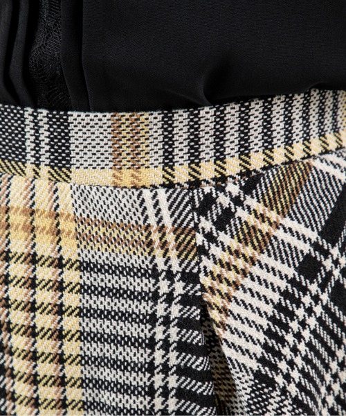 MILLION CARATS(ミリオンカラッツ)の「【大柄チェック×深タックで着痩せ見え】立体感シルエットが叶う上品ツイードスカート深めタックで立体感を出し、歩くたび揺れる美しいシルエット!ウエストゴムで快適にフィットしつつ、体型カバーを叶える優秀デザイン。オフィスにも休日にも馴染む、大人のためのチェックアイテム。(スカート・レディース・ピンク/イエロー・FREE)」の15枚目の写真