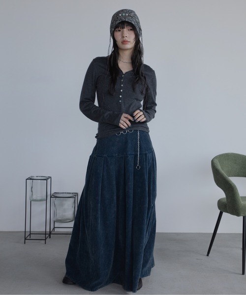 VACANCY(ヴァカンシー)の「ヘンリーネックロングボタントップス(Tシャツ/カットソー・レディース・ネイビー/ホワイト/グレー・FREE)」の17枚目の写真