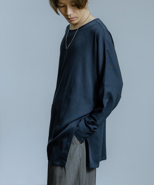 Crownor(クラウノアー)の「配色切り替え ドルマン 長袖Tシャツ(Tシャツ/カットソー・メンズ・ブラック/ネイビー/ベージュ・MEDIUM/LARGE)」の13枚目の写真