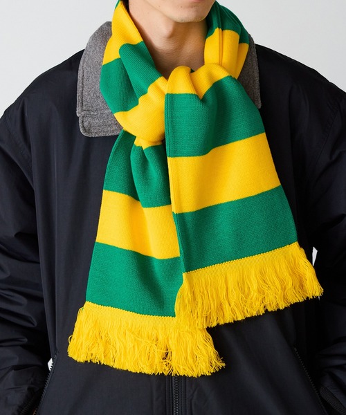 ROOPTOKYO（ループトウキョウ）の「フリンジ付き ボーダー フットボールマフラー（マフラー・メンズ・オレンジ/ブラック系2/グリーン系2/スカイブルー系2/ネイビー系1/ネイビー系2/レッド系2/レッド系3/ブラック系1/ロイヤルブルー/パープル/グリーン系1/スカイブルー系1/レッド系1・FREE）」の4枚目の写真