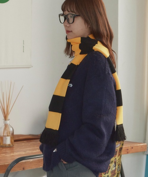 ROOPTOKYO（ループトウキョウ）の「フリンジ付き ボーダー フットボールマフラー（マフラー・メンズ・オレンジ/ブラック系2/グリーン系2/スカイブルー系2/ネイビー系1/ネイビー系2/レッド系2/レッド系3/ブラック系1/ロイヤルブルー/パープル/グリーン系1/スカイブルー系1/レッド系1・FREE）」の22枚目の写真