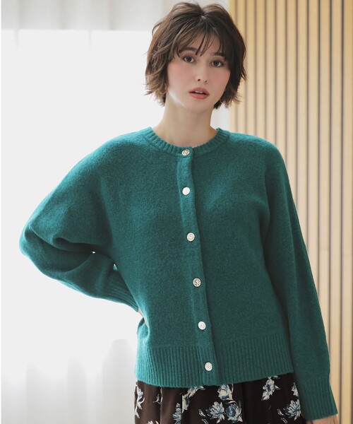 ANY SIS(エニィスィス)の「Airニット 2WAY カーディガン(カーディガン/ボレロ・レディース・スカイブルー系/ダークグリーン系/ダークブラウン系/ライラック系/レッド系/アイボリー系・X-SMALL)」の1枚目の写真