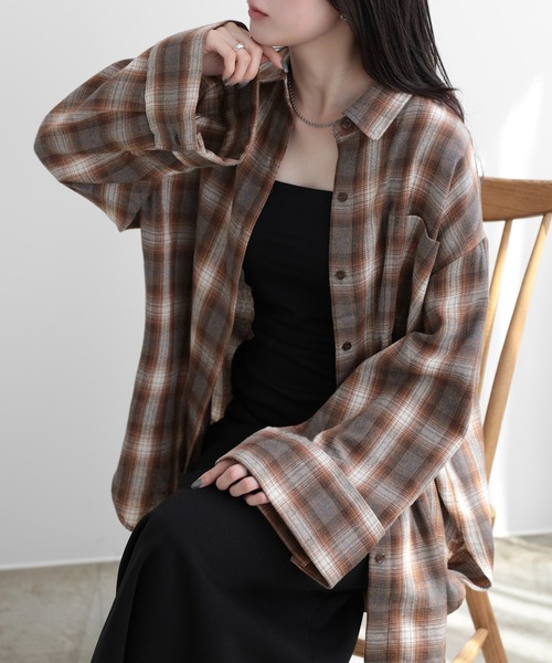 SUNFLOWER EIGHT(サンフラワーエイト)の「ワイドスリーブチェックシャツ(シャツ/ブラウス・レディース・ブラック/グレー/ブラウン・M)」の3枚目の写真