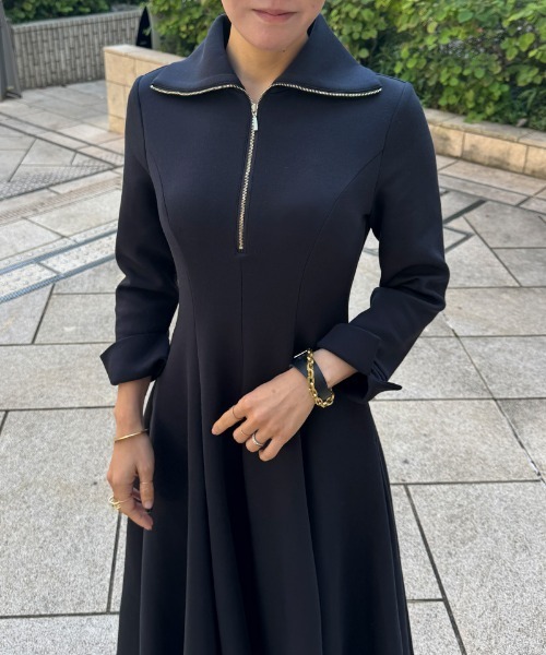 JENNE(ジェンヌ)の「フレアカットワンピース(ワンピース・レディース・ブラック/ネイビー・LARGE/MEDIUM/SMALL)」の5枚目の写真