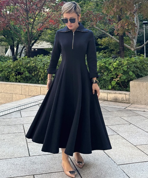 JENNE(ジェンヌ)の「フレアカットワンピース(ワンピース・レディース・ブラック/ネイビー・LARGE/MEDIUM/SMALL)」の7枚目の写真
