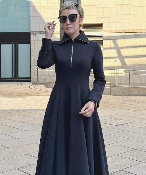 JENNE(ジェンヌ)の「フレアカットワンピース(ワンピース・レディース・ブラック/ネイビー・LARGE/MEDIUM/SMALL)」の11枚目の写真