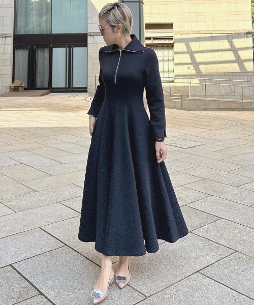 JENNE(ジェンヌ)の「フレアカットワンピース(ワンピース・レディース・ブラック/ネイビー・LARGE/MEDIUM/SMALL)」の13枚目の写真