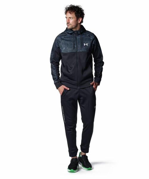 UNDER ARMOUR（アンダーアーマー）の「UAアーマーフリース カモ フルジップ フーディー（トレーニング/メンズ）（スウェット・メンズ・ブラック・3XL/S/2XL/M/XL/L）」の3枚目の写真