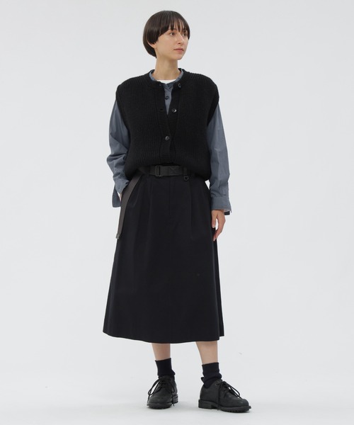 MHL.（エムエイチエル）の「BRITISH WOOL KNITWEAR（カーディガン/ボレロ・レディース・ベージュ系その他2/ブラック・2）」の3枚目の写真