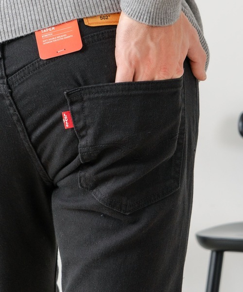 Levi's(リーバイス)の「【LEVI'S/リーバイス】502 軽量保温 WARM カラーパンツ(チノパンツ・メンズ・カーキ/ワイン/ブラック・32inch/29inch/34inch/33inch/31inch/28inch/30inch/36inch)」の1枚目の写真