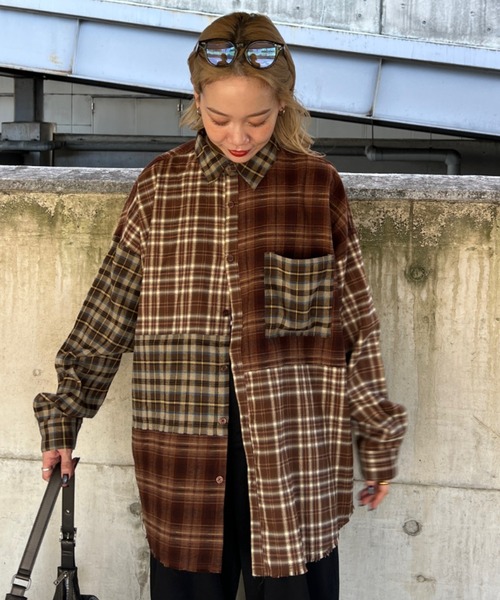 RODEO CROWNS WIDE BOWL(ロデオクラウンズワイドボウル)の「パッチワークチェックシャツ(シャツ/ブラウス・レディース・ブラウン系その他/マルチ/ブラック系その他・FREE)」の1枚目の写真