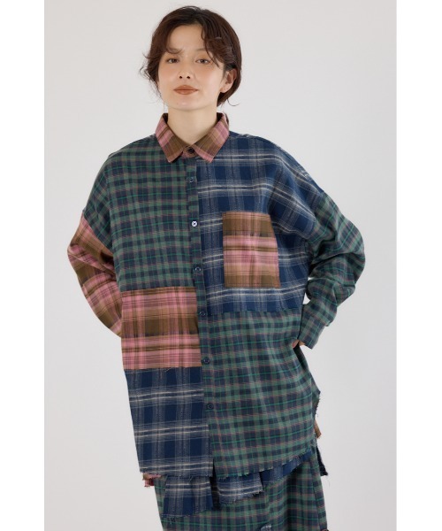 RODEO CROWNS WIDE BOWL(ロデオクラウンズワイドボウル)の「パッチワークチェックシャツ(シャツ/ブラウス・レディース・ブラウン系その他/マルチ/ブラック系その他・FREE)」の4枚目の写真