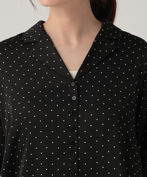 Elura(エルーラ)の「ドットサテン開襟ブラウス/625558(シャツ/ブラウス・レディース・ブラック/ダークブラウン・FREE)」の12枚目の写真