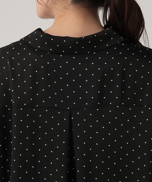 Elura(エルーラ)の「ドットサテン開襟ブラウス/625558(シャツ/ブラウス・レディース・ブラック/ダークブラウン・FREE)」の13枚目の写真