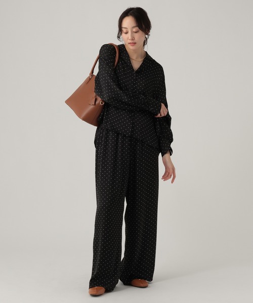 Elura(エルーラ)の「ドットサテン開襟ブラウス/625558(シャツ/ブラウス・レディース・ブラック/ダークブラウン・FREE)」の20枚目の写真