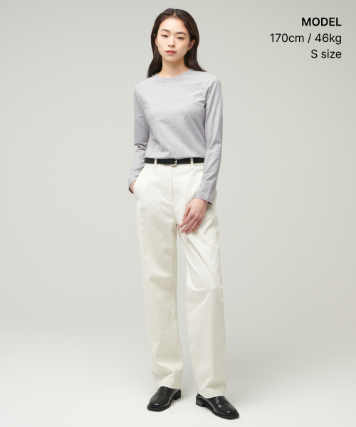 MUSINSA STANDARD WOMAN（ムシンサスタンダードウーマン）の「ウィメンズフレキシブルクルーネック長袖Tシャツ[ミディアムグレー]（Tシャツ/カットソー・レディース・その他・SMALL/MEDIUM/LARGE/X-LARGE/X-SMALL）」の2枚目の写真