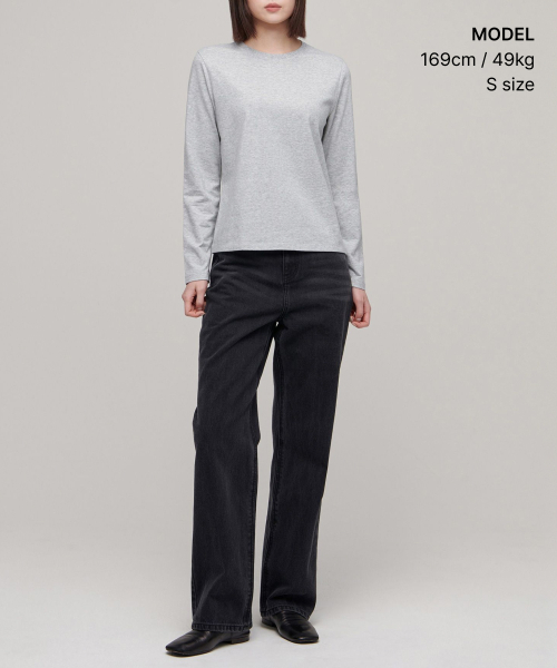 MUSINSA STANDARD WOMAN（ムシンサスタンダードウーマン）の「ウィメンズフレキシブルクルーネック長袖Tシャツ[ミディアムグレー]（Tシャツ/カットソー・レディース・その他・SMALL/MEDIUM/LARGE/X-LARGE/X-SMALL）」の4枚目の写真