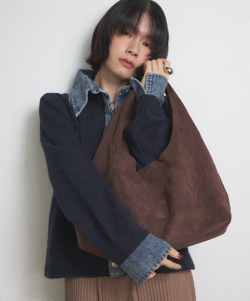 Shelly island（シェリーアイランド）の「エコスウェードショルダーバッグ（ショルダーバッグ・レディース・ブラウン/ブラック・FREE）」の8枚目の写真