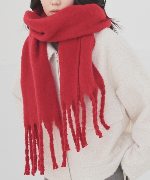 Honeys（ハニーズ）の「太フリンジマフラー・無地（マフラー・レディース・ブラウン/レッド/アイボリー/ライトピンク/ブルー・FREE）」の13枚目の写真