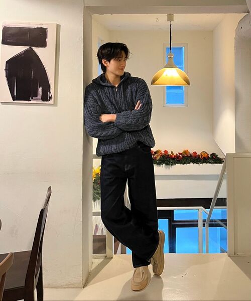 MOOD INSIDE(ムードインサイド)の「ツイストフードハーフジップニット_Navy(ニット/セーター・レディース・ネイビー・MEDIUM/LARGE)」の4枚目の写真