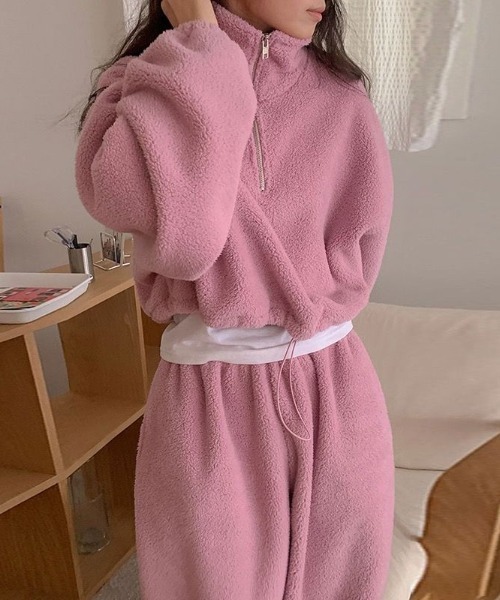 Aelina(エリナ)の「ボアスタンドカラージップストップス&スラックスセットアップ(セットアップ・レディース・ベージュ/ピンク・FREE)」の8枚目の写真