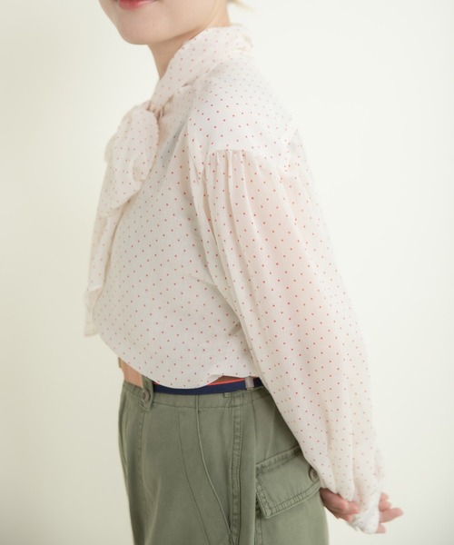Dot&Stripes CHILD WOMAN(ドットアンドストライプス チャイルドウーマン)の「☆シアードットプリント ボウタイブラウス(シャツ/ブラウス・レディース・アイボリー/ブラック・FREE)」の3枚目の写真
