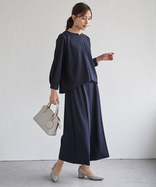 ikka（イッカ）の「【フォーマル対応／2点セット】GOKU楽 長袖フレアセット【洗濯機で洗える】（パンツドレス・レディース・ブラック/ネイビー・M/L/S/XL）」の2枚目の写真